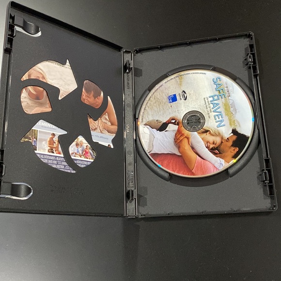 Safe Haven - DVD - Picture 3 of 4